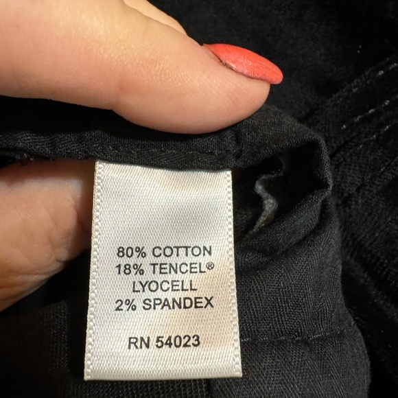 GORGEOUS  #FALL2025  BANANA REPUBLIC   BLACK VELVET TROUSER/PANTS  SIZE: 0  #W - Picture 7 of 11